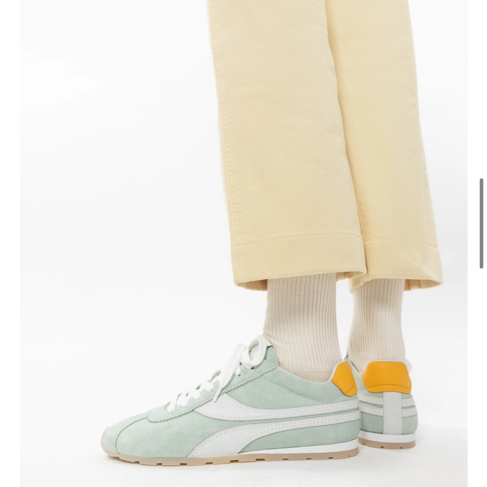 Oncept Women's Essex Sneakers in Seafoam, Size 7